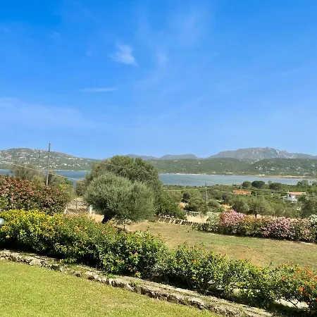 Villa Tipica Gallurese In Costa Smeralda Cugnana